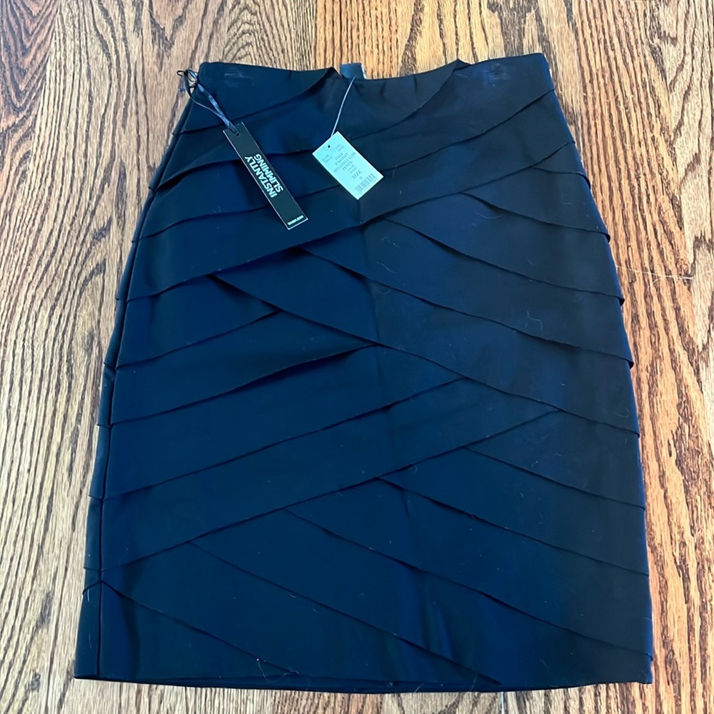 White House Black Market Instantly Slim Pencil Skirt